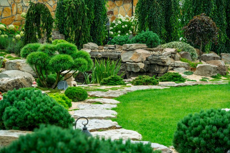 Exquisite Garden Features